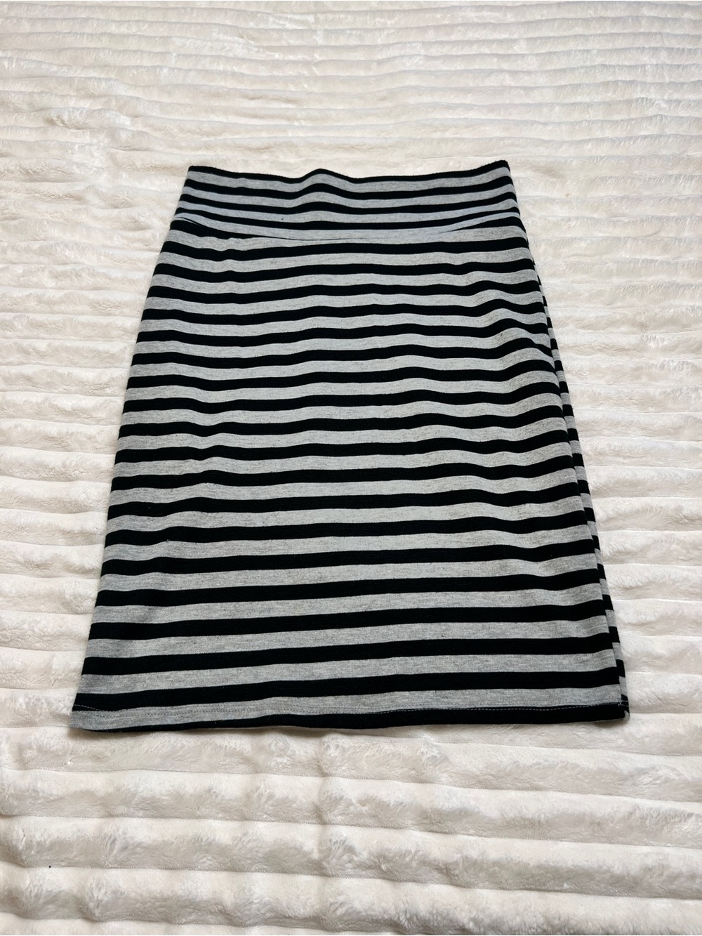 LuLaRoe Black & Gray Striped Pencil Skirt